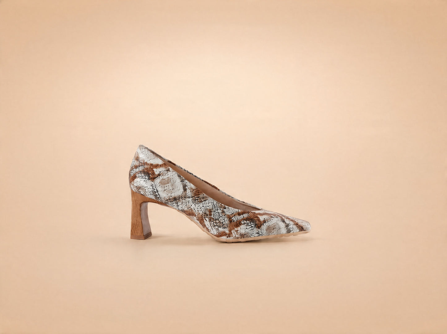 CANELA- Cognac Python