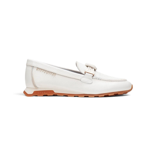 Lucía Porcelain leather penny loafer, side profile, by Estela