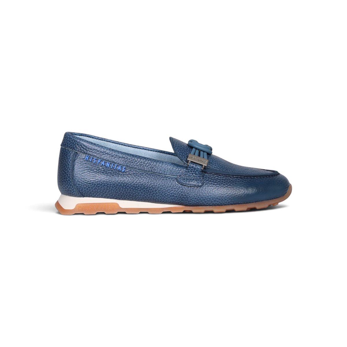 Lucía Jean leather loafer, side profile, by Estela